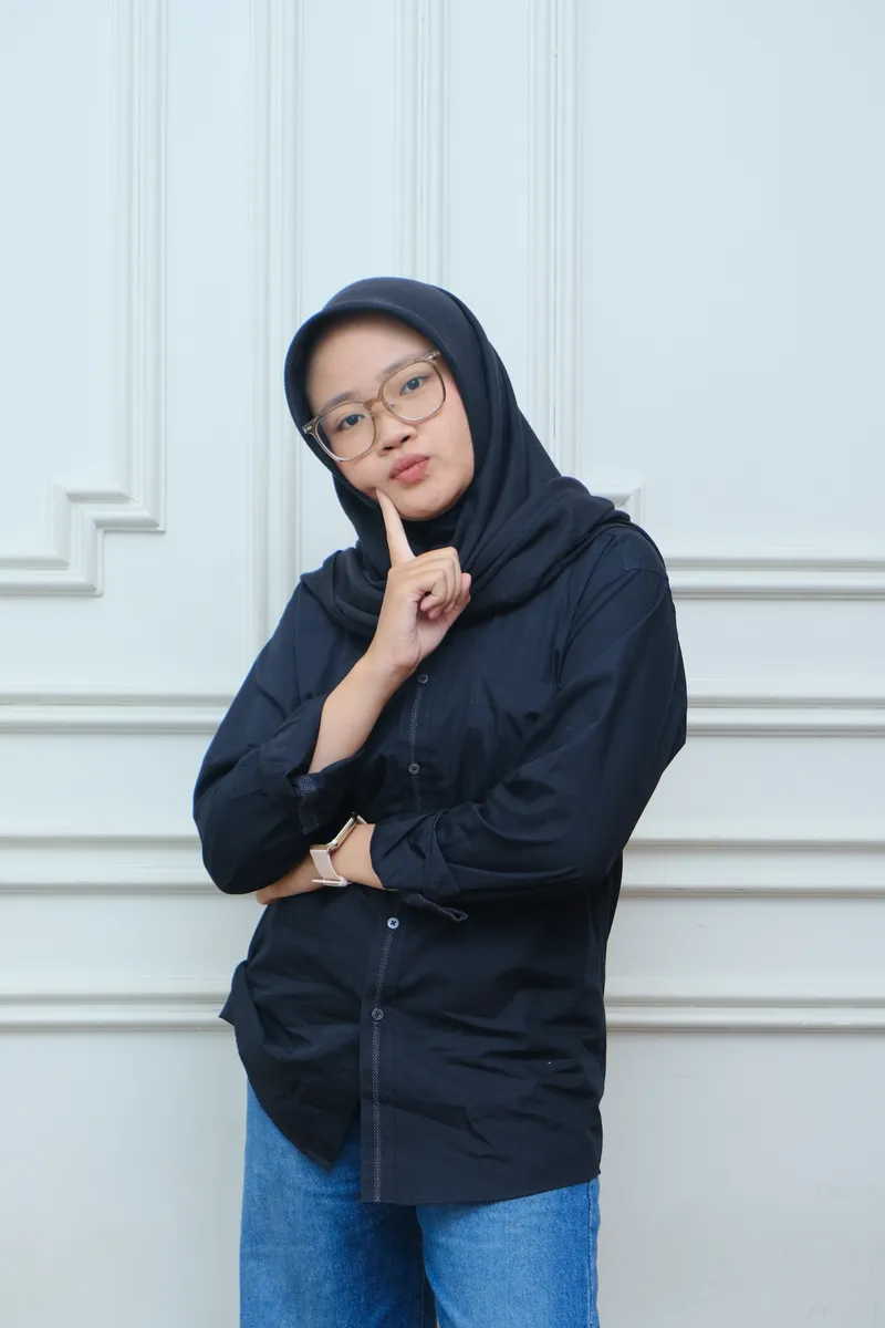 Foto formal Nabila Desy Nurfaiza